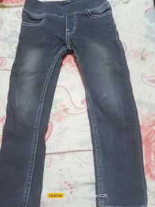 Zudio Girls Jeans (2-4Y)