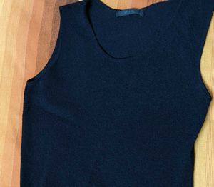 Set Of 2 Women&#39;s Tabk Top White &amp; Black