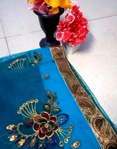 Elegant Teal &amp; Bluish Green Saree