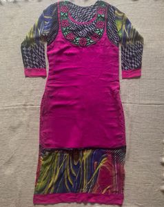 Pink Floral Embroidered Kurta