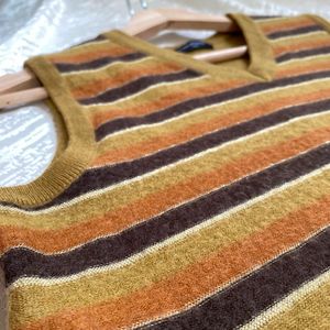 🎄EOS SALE 🎄 Striped Knit Vest Top