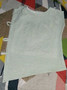 A Green Top For 16-17 Year Gurlll