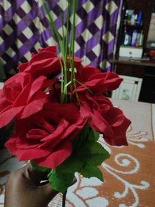 Artificial Red Roses
