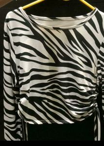 Urbanic Crop Top, Fit Xs/S, New