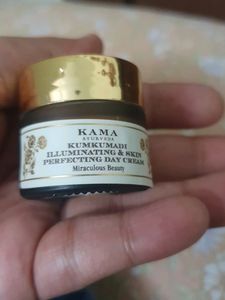 KAMA AYURVEDA KUMKUMADI RANGE skin Care