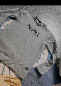 Discovery Sweatshirt combo.