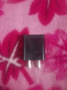 • Mi Charges