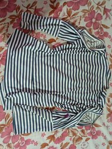 Old Stylish Offshoulder Top