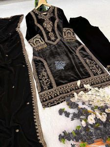 Elegant Black Embroidered Suit Set RR