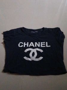 Chanel T-Shirt