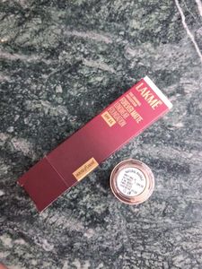 Lakme Forever Matte Foundation