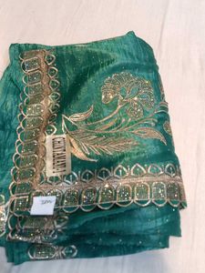 Elegant Green Saree(Minor Issue)