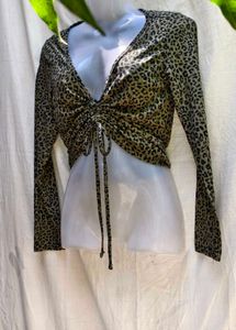 1756. CENTRE RUCHED SEXY TOP