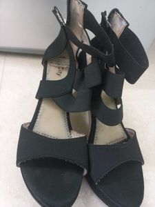 Black Heels🖤👠