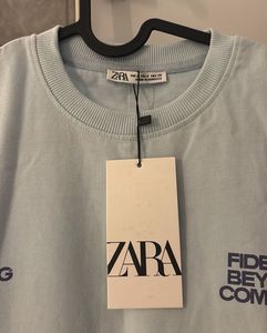 Zara Graphic Print Tee ( NEW WITH TAG)
