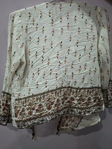 Crepe Shrug Knoted