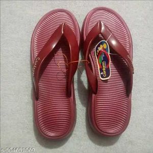 Women Slippers. 6 And 7 Sized.