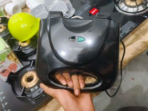 Sandwich Maker - Flipkart SmartBuy