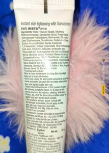 Fair Insta (SPF 30) Skin Lightening Sunscreen Cm
