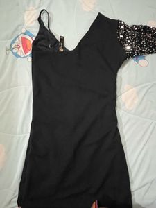 Sequin One-Sleeve Party Dress
