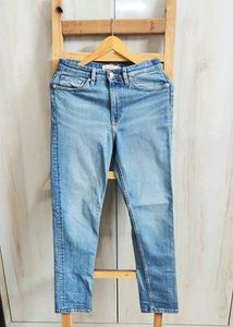 Branded Light Wash Denim Jeans waist size-28