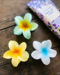 Flower Hair Claw Clips - 3 Pack