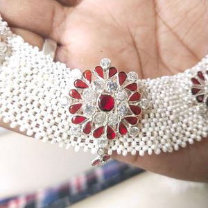 925 Pure Silver Elegant Necklace with earrings.