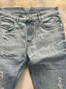 Light Blue Ripped Jeans 👖