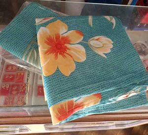 Floral double bedsheet with 2 pillow cover