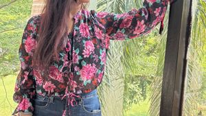 Floral Romantic Top