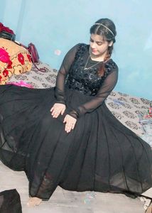 32 Kaliyo Ka Full Gher  long frock black