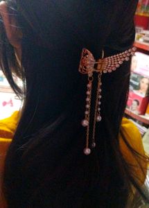 Golden And White Diamond Butterfly Clucher