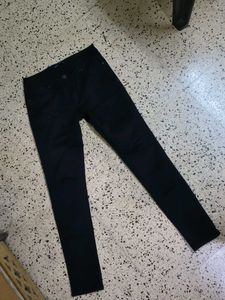 Slim Black Jeans