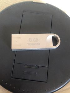 Toshiba 8gb And Samsung genx 8 gb USB Flash Drive