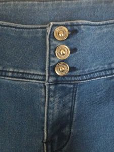 3/4th Length Blue Jeans
