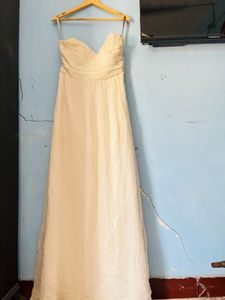 Cream🖤🖤 White Gown 🩶🤍🩵