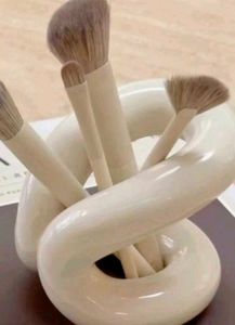 Makeup Brush Stand