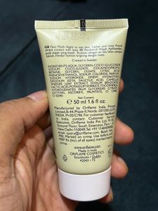 Oriflame Love Nature Refreshing Face Wash