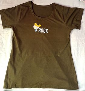 Green &#39;Rock&#39; Graphic Tee and shorts combo