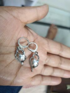 Elegant Silver Earrings UNUSED