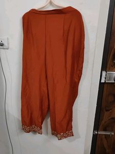 Elegant Embroidered Kurta