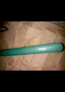 Vega Hair Straightner With Box