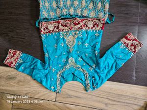 Very Heavy Bridal Lehenga With Matching Shoes Bag
