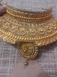 Ornate Gold Indian Bridal Jewelry Set