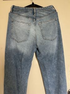 H&amp;M RIBBED DETAIL HIGH WAIST JEANS