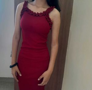 burgundy party dress 🪩