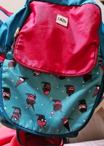Wildcraft junior school bag