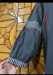 W Kurta