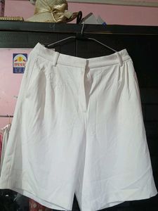 H&M Capri White Pants