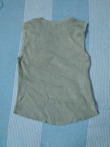 Sleeveless Knit Top